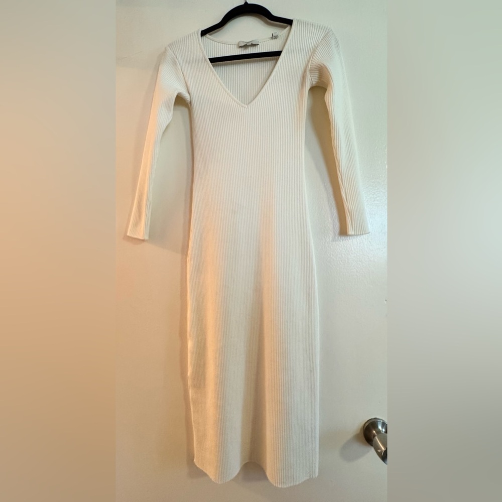 Vince Cream Long Sleeve V-Neck Dress
